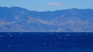 stretto di messina mare mosso