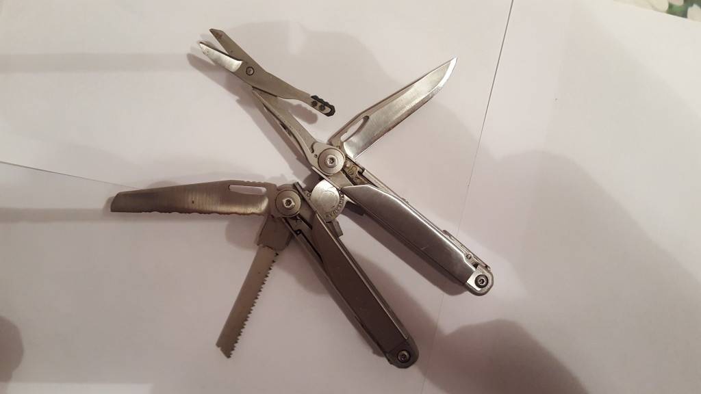 coltelli e marinai coltello da sub
