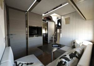 7_Pershing 5X_Dinette