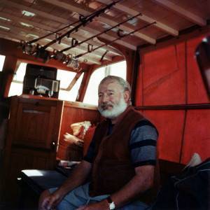 1024px-Ernest_Hemingway_1950