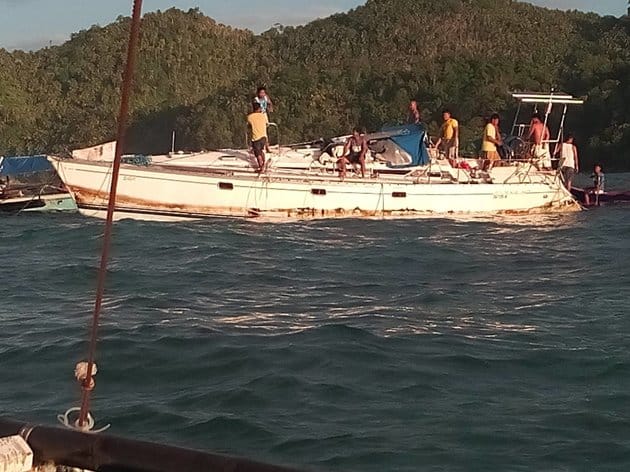 barca alla deriva
