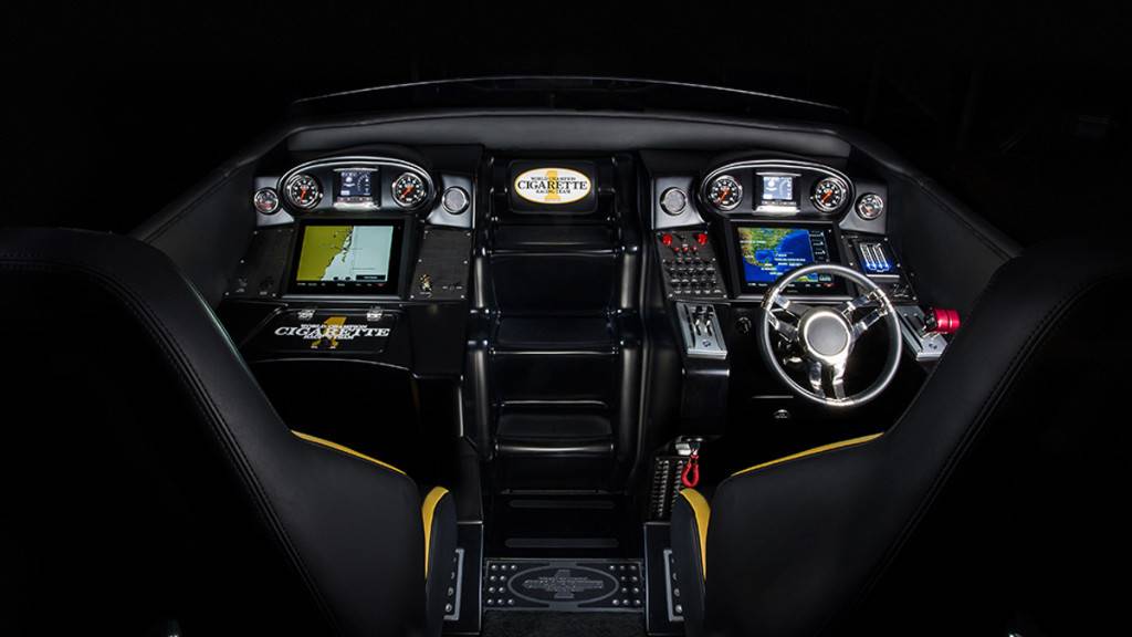 cockpit-barco-mercedes-benz