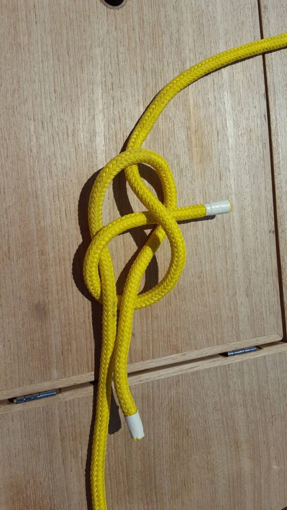 nœud de drapeau étape 3