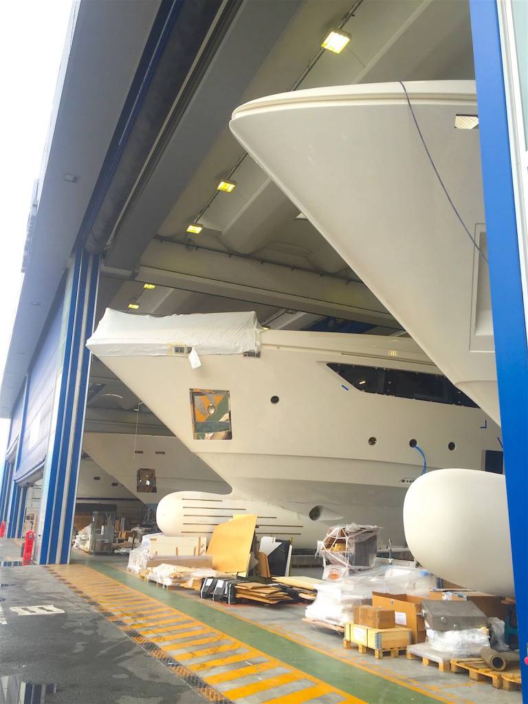 La Navetta 37 di Custom Line 