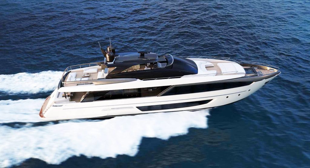 Riva presenta l’ammiraglia, 35 metri di gran lusso