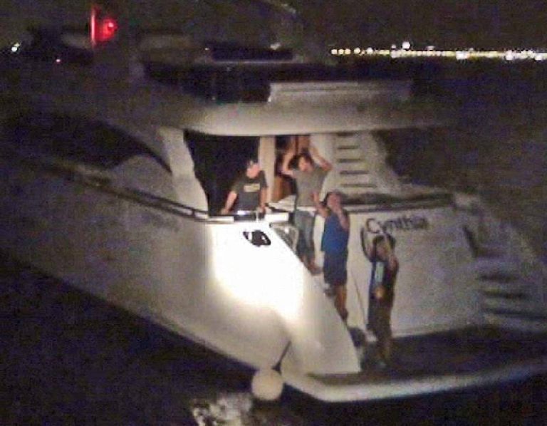 Coppia furto yacht