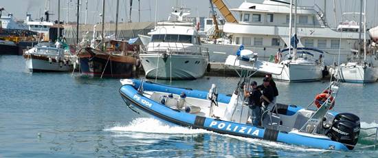 gommone polizia controlli antiterrorismo Schengen Croazia