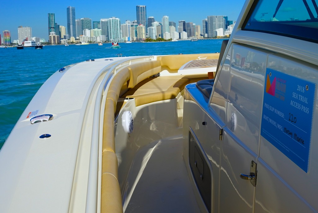 Scout 380 LXF Miami