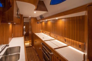 Hylas 48 cucina