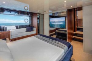 Riva 66 master cabin
