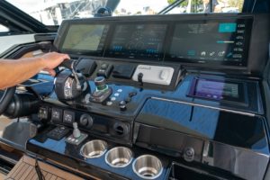 Divergence 45 cockpit