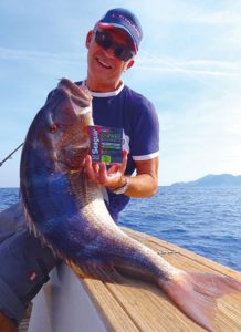 Dentice catturato con Fluorocarbon SEAGUAR secol Power-f