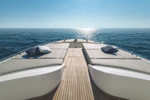 MCY 66 Bow Lounge