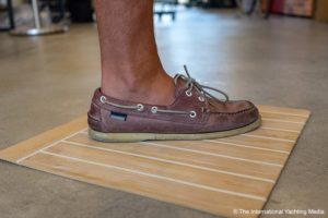 Teak sintetico test comparativo