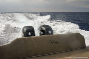 Ranieri International Cayman 35 executive super sport motori