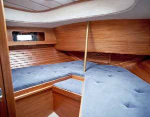 Hallberg - Rassy 42 E cabina prua