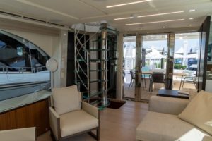 MCY 70 Skylounge 