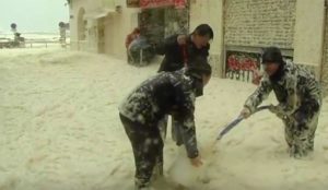 Tempesta Gloria Tossa del Mar fiume di schiuma