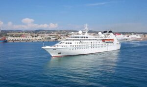 stop navi da crociera civitavecchia