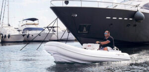 salire tender barca agilis jet