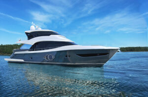MCY 76 Skylounge mooring