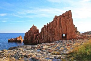 Itinerari in barca Golfo di Orosei Sardegna Rocce Rosse di Arbatax