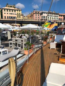 Rebus Marina Porto Antico barca d'epoca e centro storico di Genova