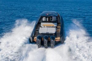 3 x Yamaha XTO 425 hp