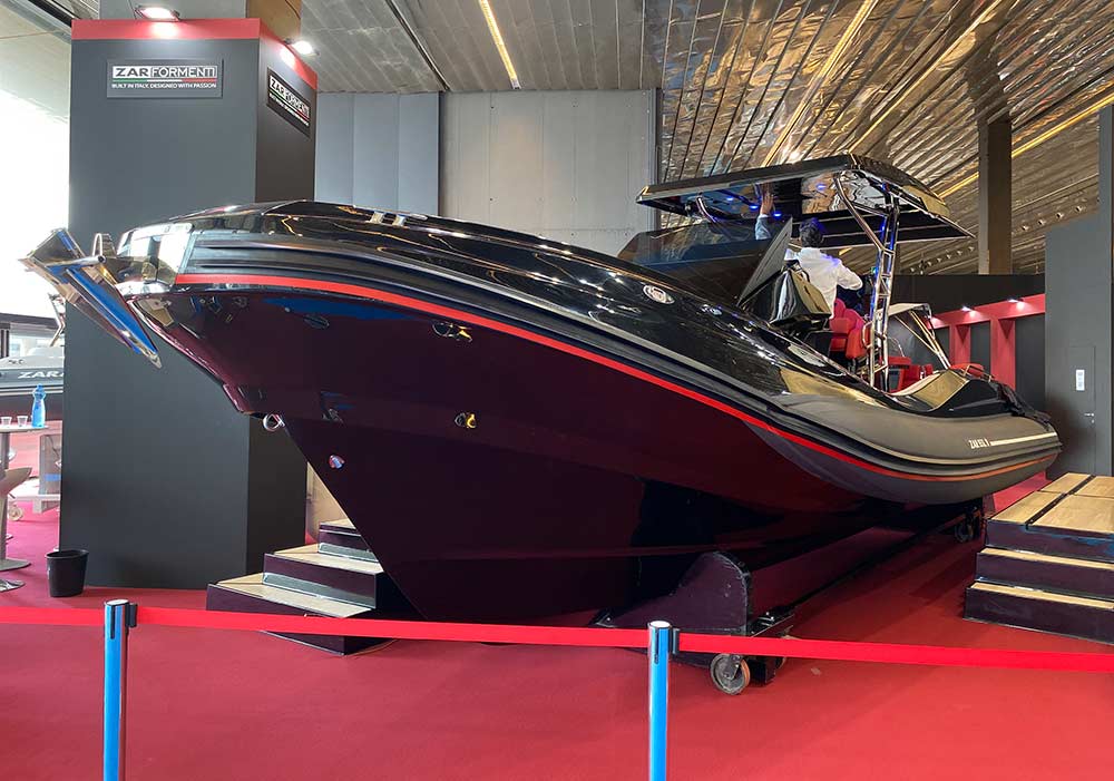 Al Salone di Genova Zar Formenti svela le novità del 95 SL