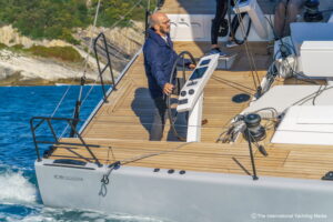 martino motti testa il nuovo ICE Yachts 54