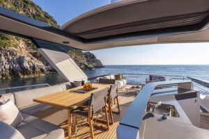 navetta 64 best boats flybridge