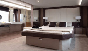 master cabin