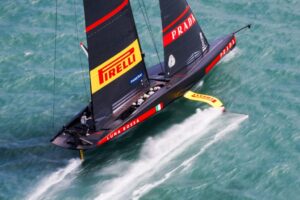 luna rossa