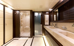 toilette master cabin