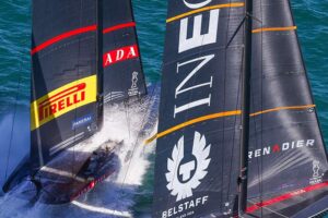 luna rossa ineos uk 5-1 partenza