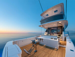 maritimo m600 stern
