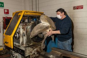 lavorazione al tornio
