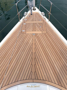 all in yacht prua
