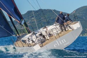 Yacht a Vela