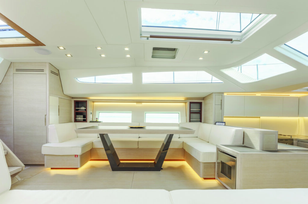 advanced yachts