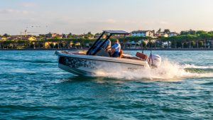 PROTAGON 20 by Selva Marine, la prova: una navigazione sportiva e versatile