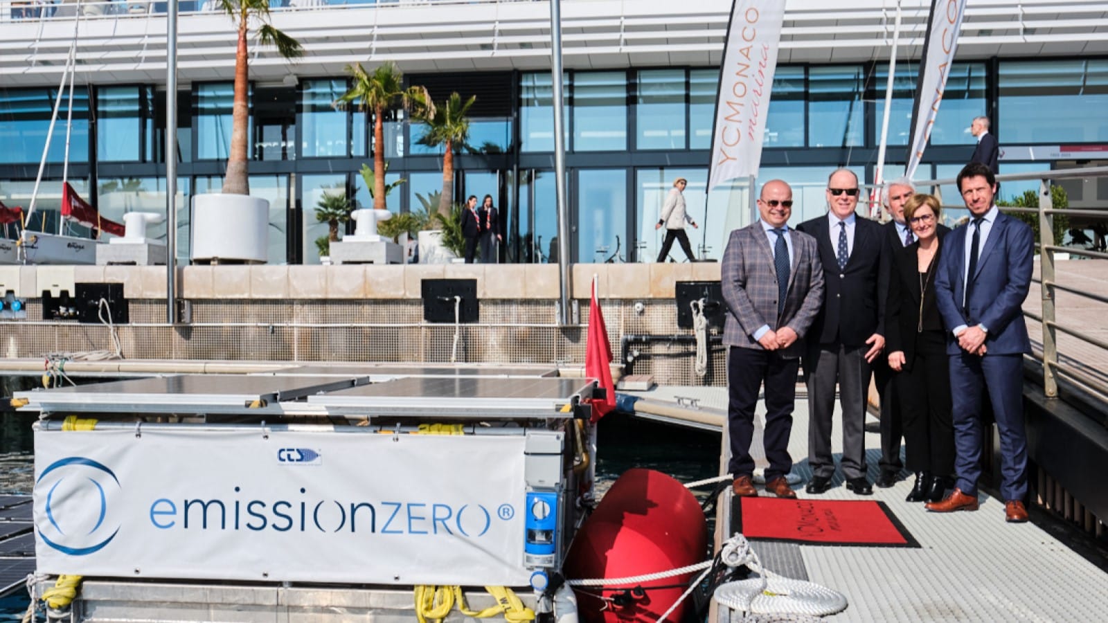 Monaco, un pontone verde che produce idrogeno