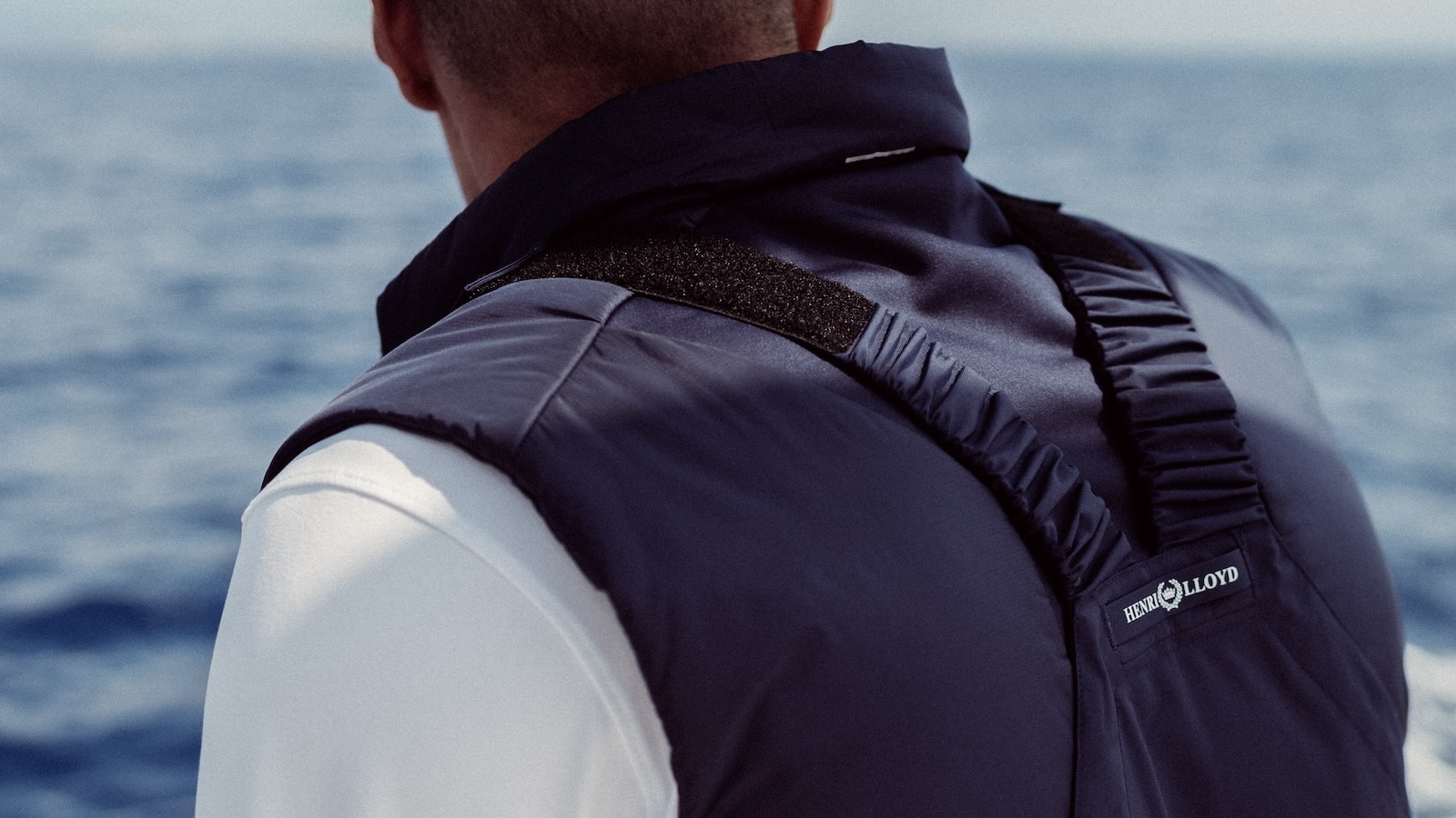 Henri-Lloyd guarda al futuro: nuove alleanze per il marchio di abbigliamento nautico
