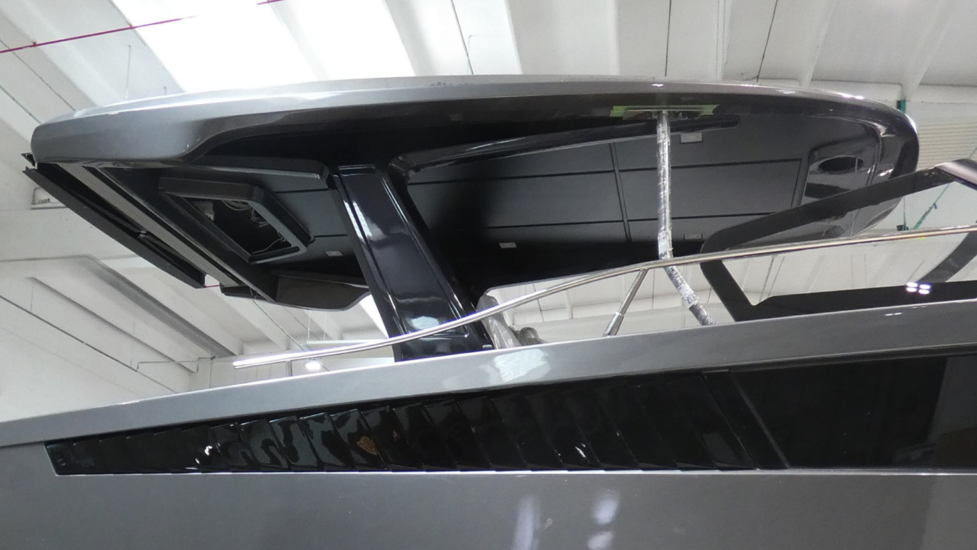 hard top LUXIA YACHTS (2)