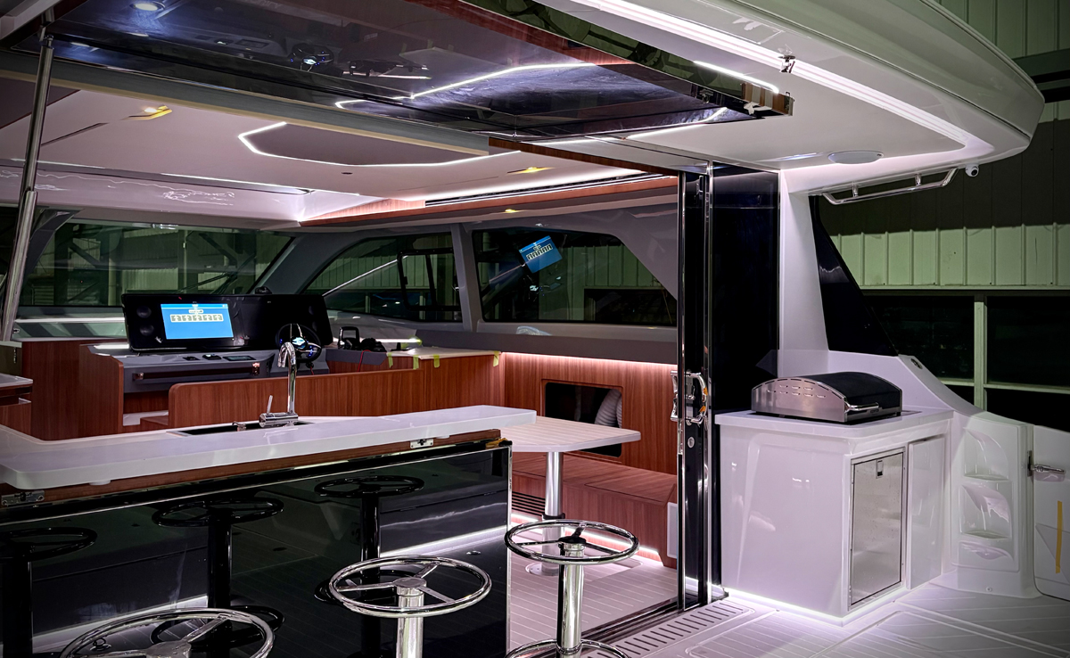 aquila 46 coupe