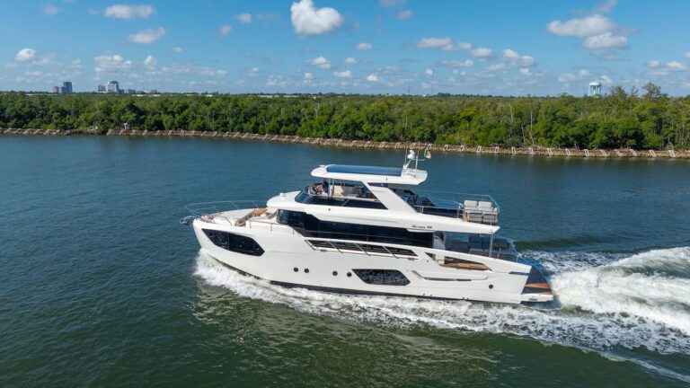 Navetta 70 Absolute Yachts Cover