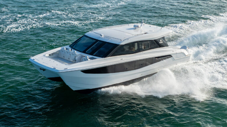 aquila 46 coupe
