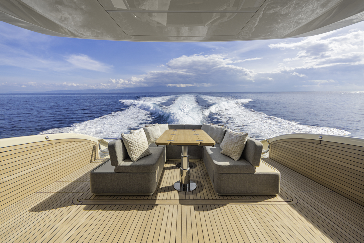 invictus st550