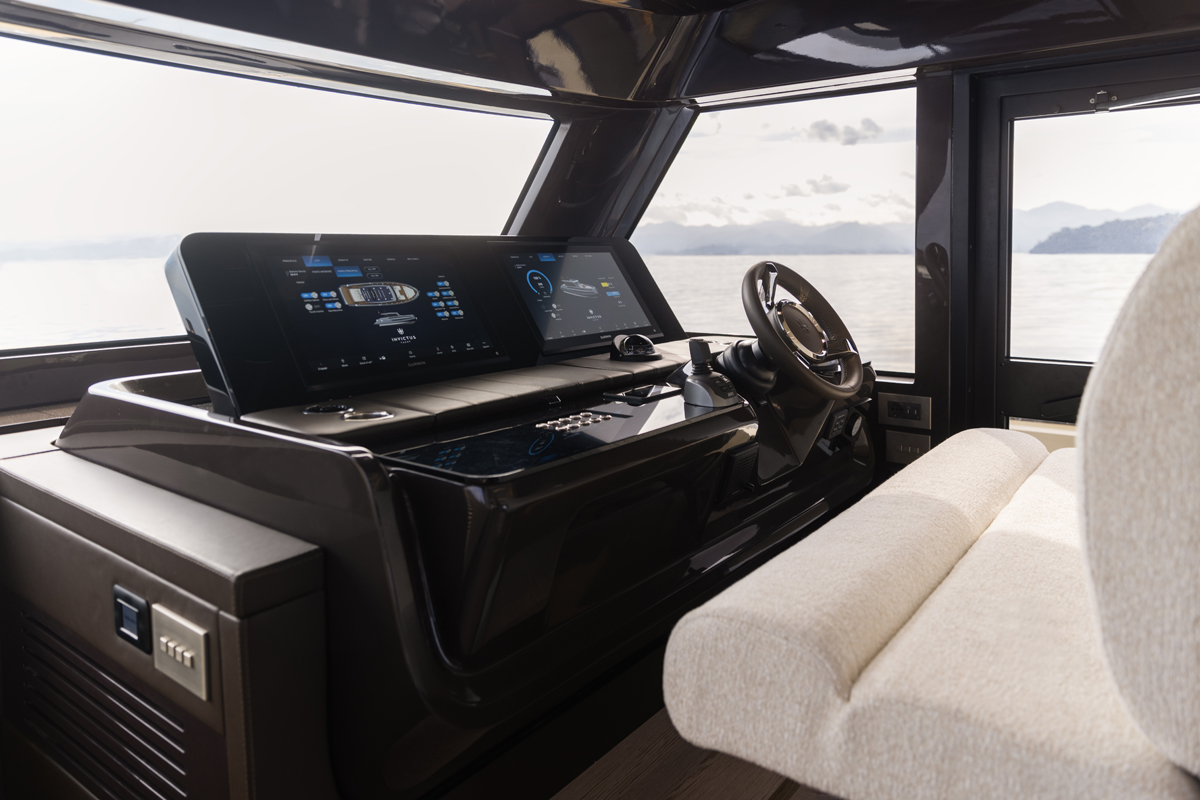 invictus st550