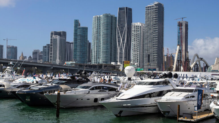 miami international boat show